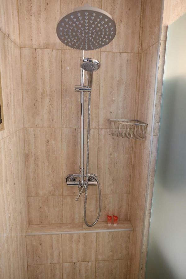 Central Place Apartment Temeşvar Dış mekan fotoğraf